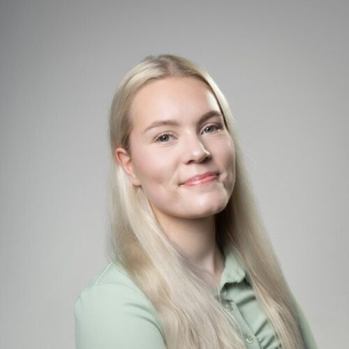 Riikka  Häkkinen